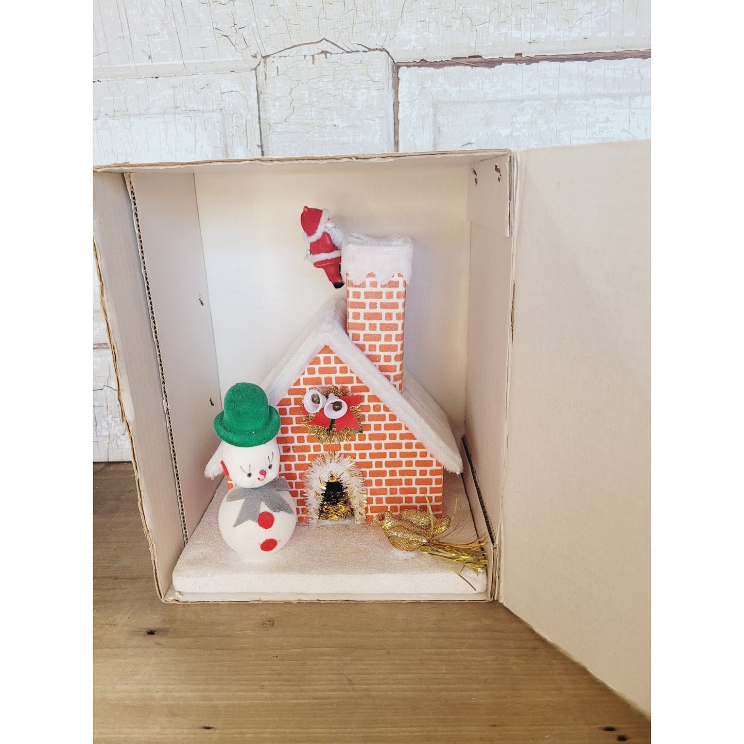 Rare Vintage Pull String Santa Climbs Chimney Music Box | Jingle Bells Works