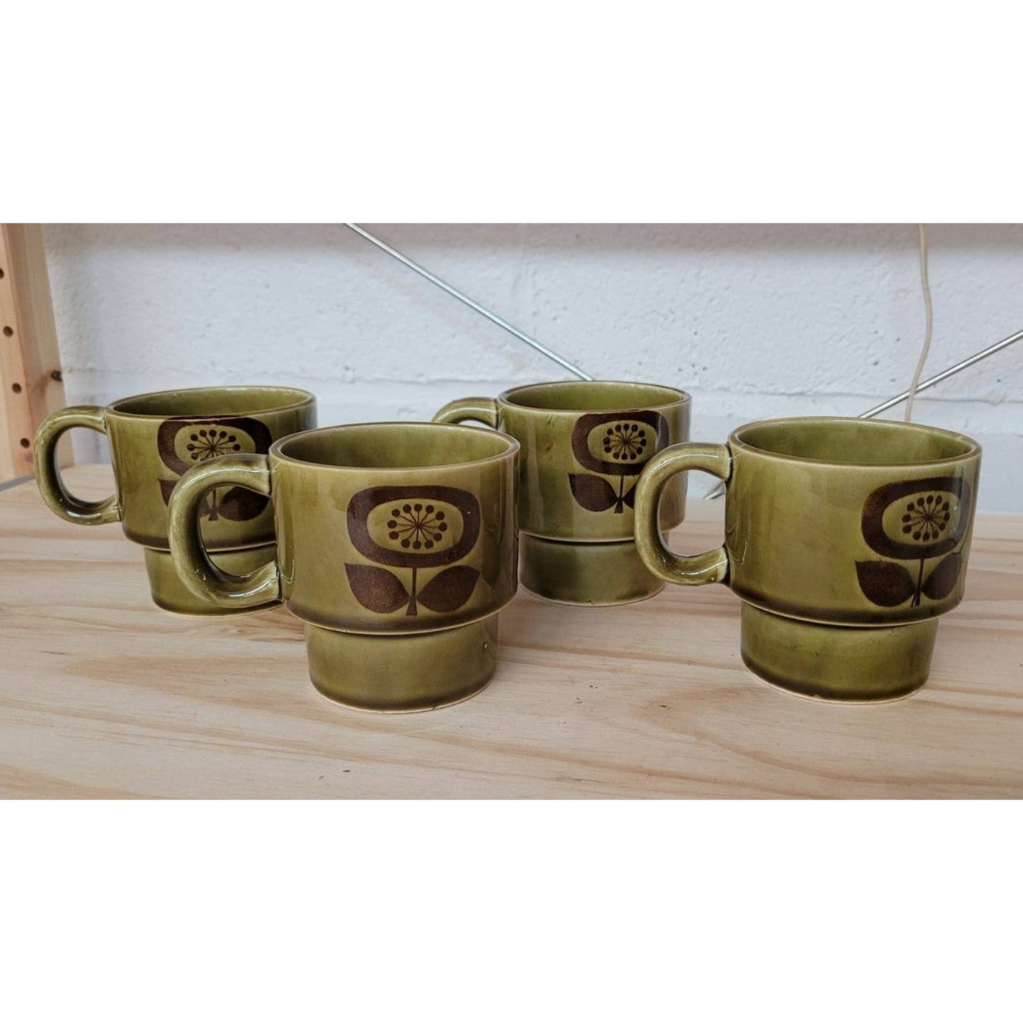 Set of 4 Vintage Mod Green Mugs