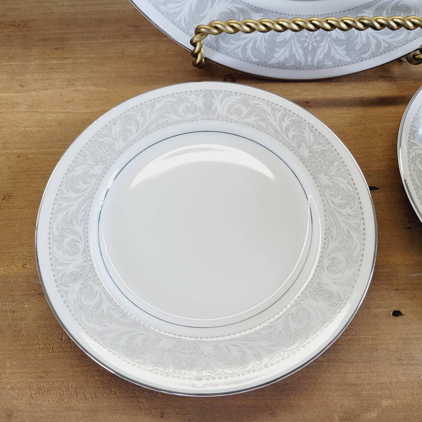 W. Dalton #5671 Whitney 4-pc. Place Setting