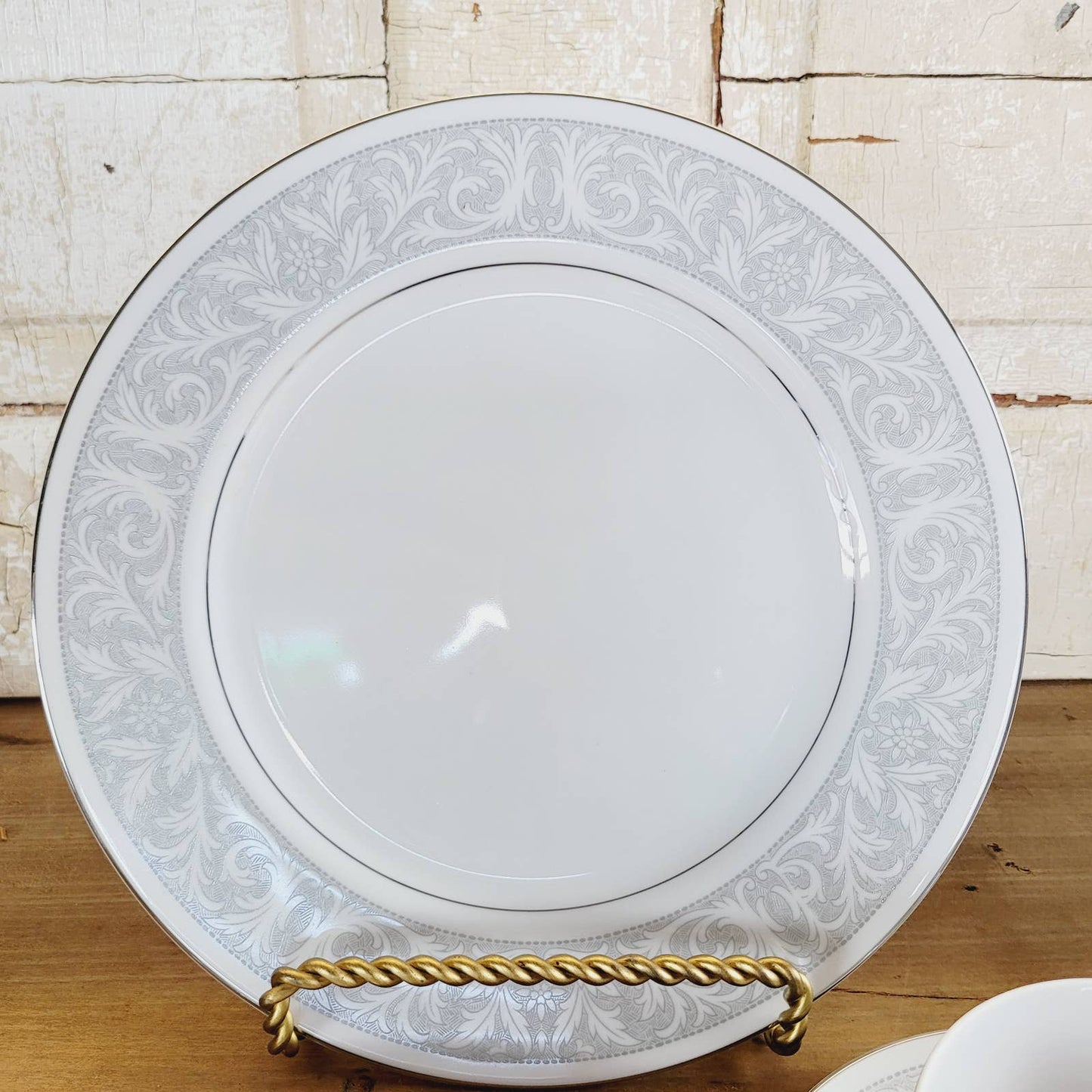 W. Dalton #5671 Whitney 4-pc. Place Setting