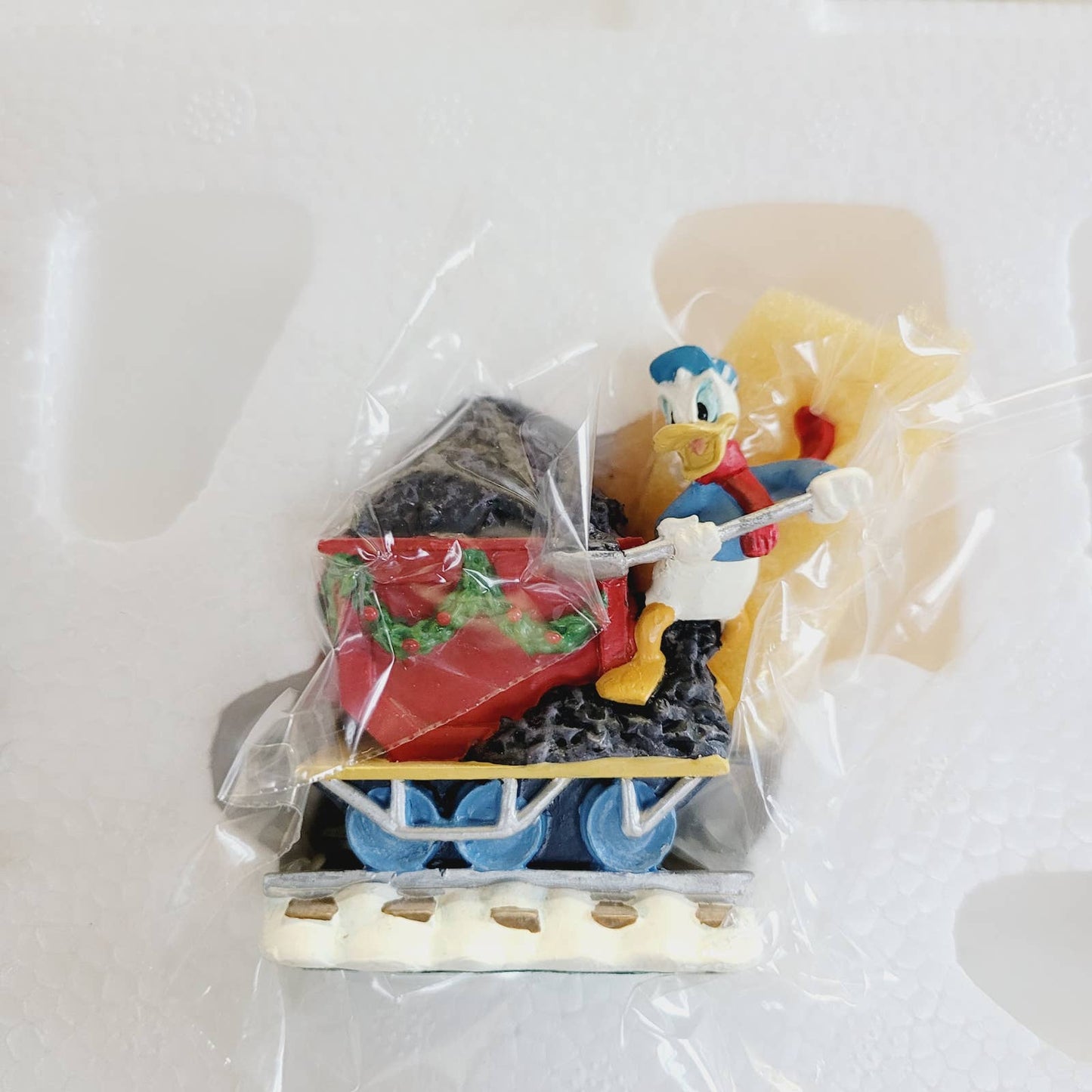 Danbury Mint Christmas Mickey's Christmas Train Set - 6-Piece Holiday Fun