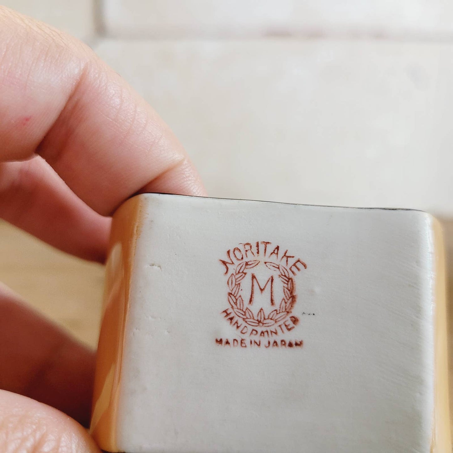 Vintage Noritake M Japan Napkin Ring Art Deco Lusterware Flapper Lady Starburst