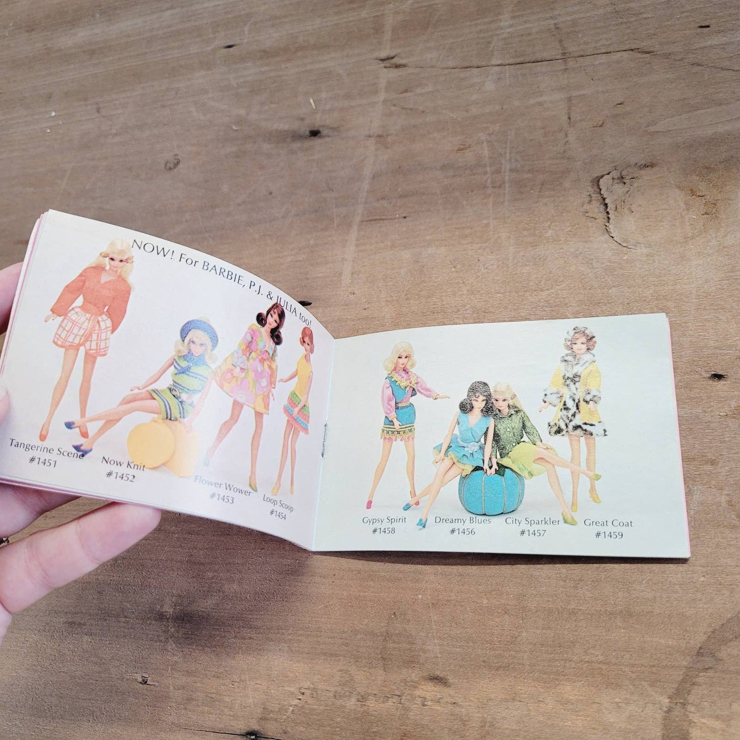 Vintage MOD Barbie "Living Barbie Living Skipper" Booklet