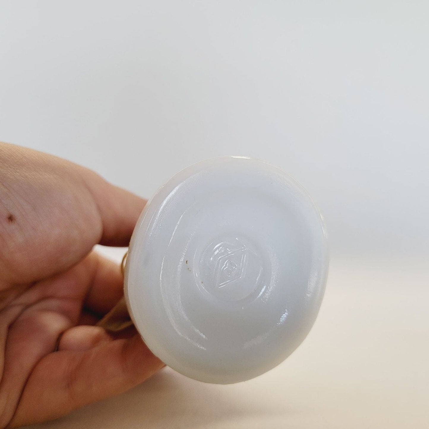 Boyd Glass Colonial Man White Slag