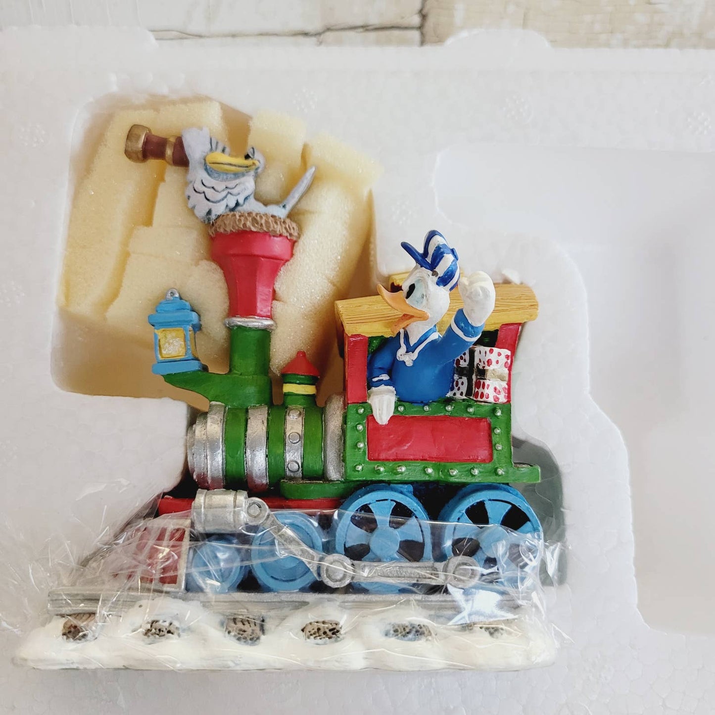Danbury Mint Christmas Donald's Holiday Express Train Set - 6-Piece Holiday Fun
