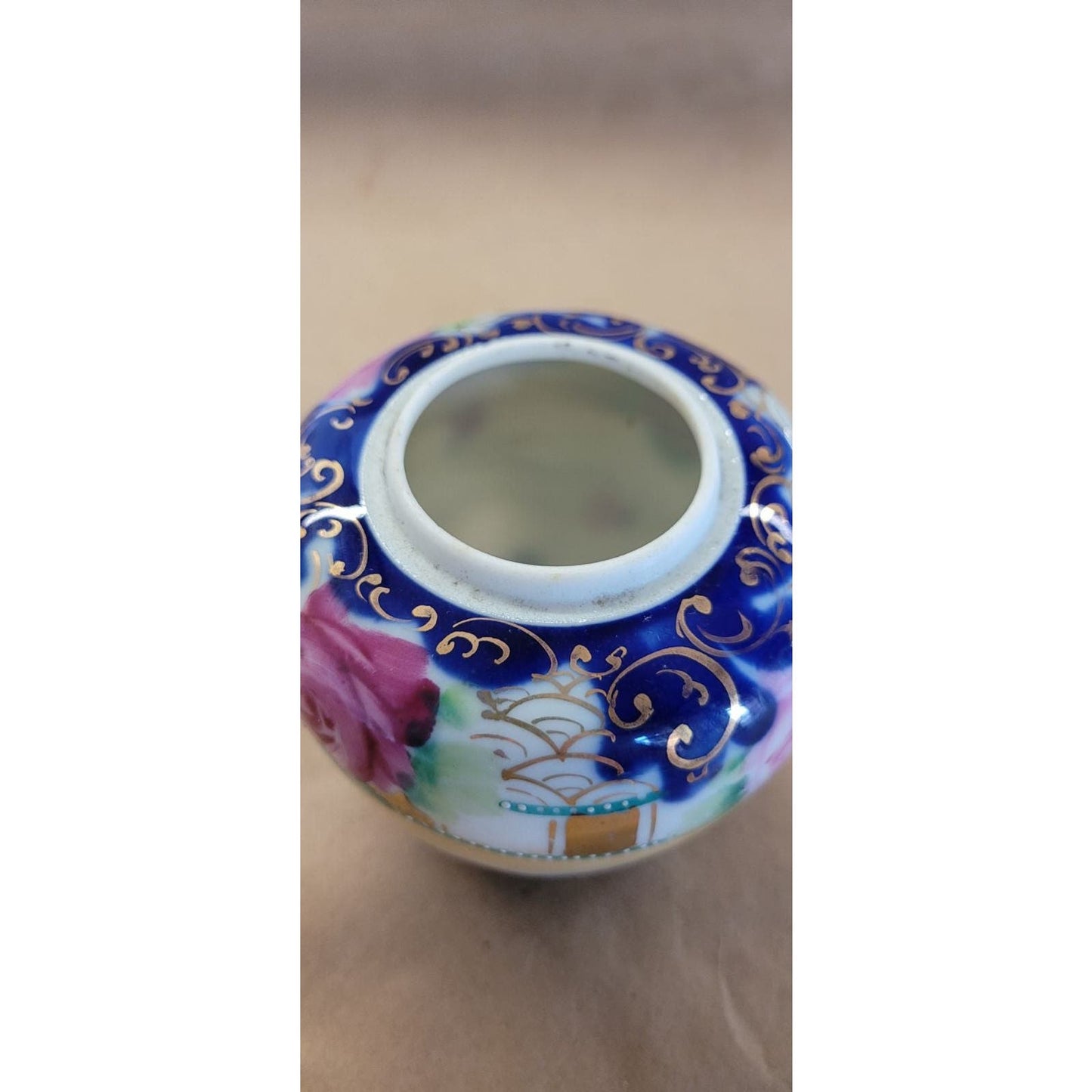 Vintage Japanese Rose Vase Pot