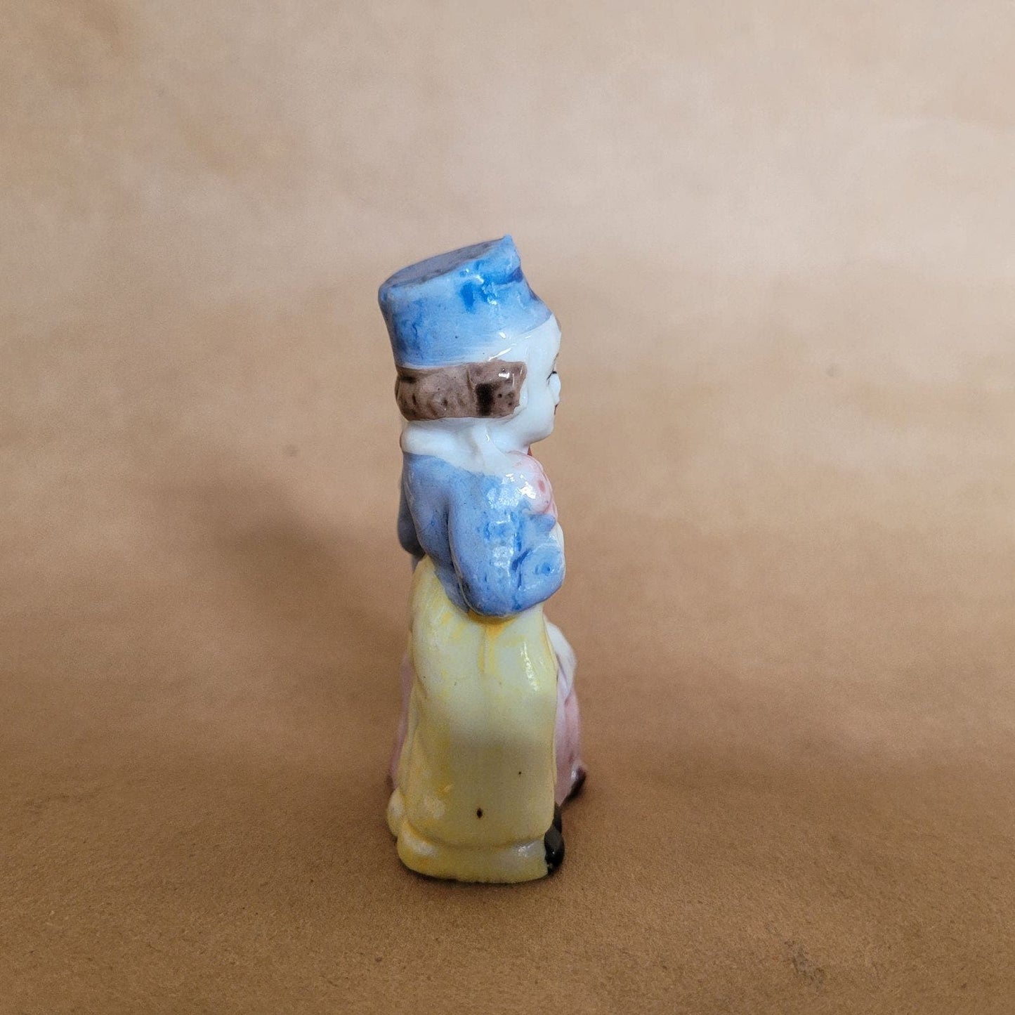 Vintage Dutch Couple Figurine Japan