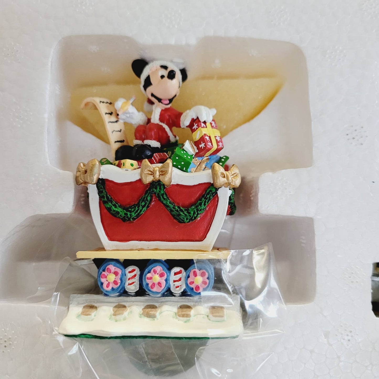 Danbury Mint Christmas Minnie's Merry Railroad Train Set - 6-Piece Holiday Fun
