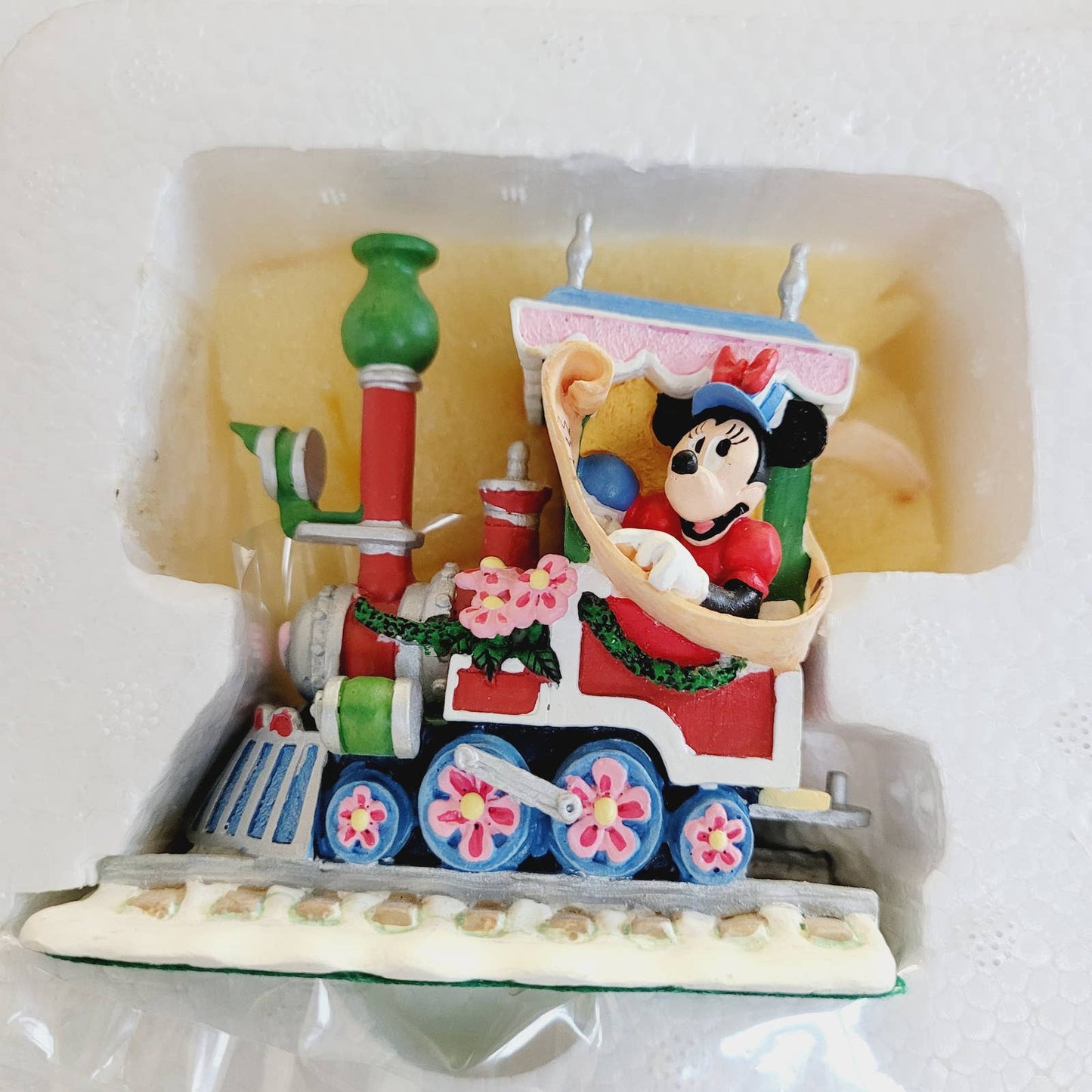 Danbury Mint Christmas Minnie's Merry Railroad Train Set - 6-Piece Holiday Fun