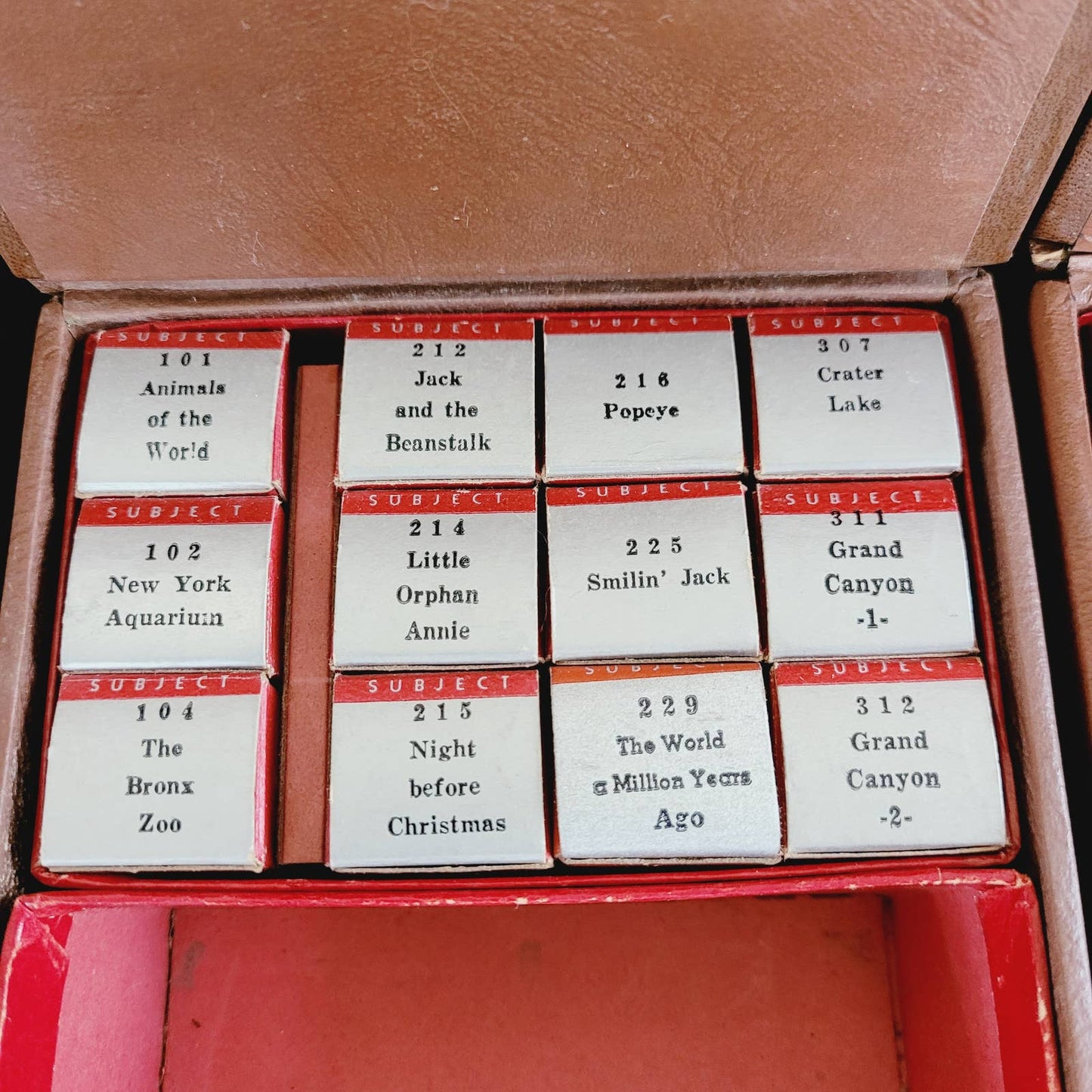 Vintage Tru-Vue Stereoscope Viewer w/ 56 Films 3 Leather Cases Annie Popeye