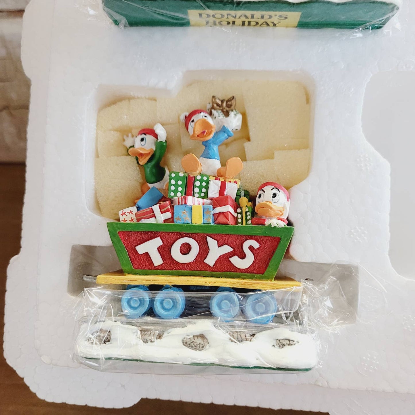 Danbury Mint Christmas Donald's Holiday Express Train Set - 6-Piece Holiday Fun