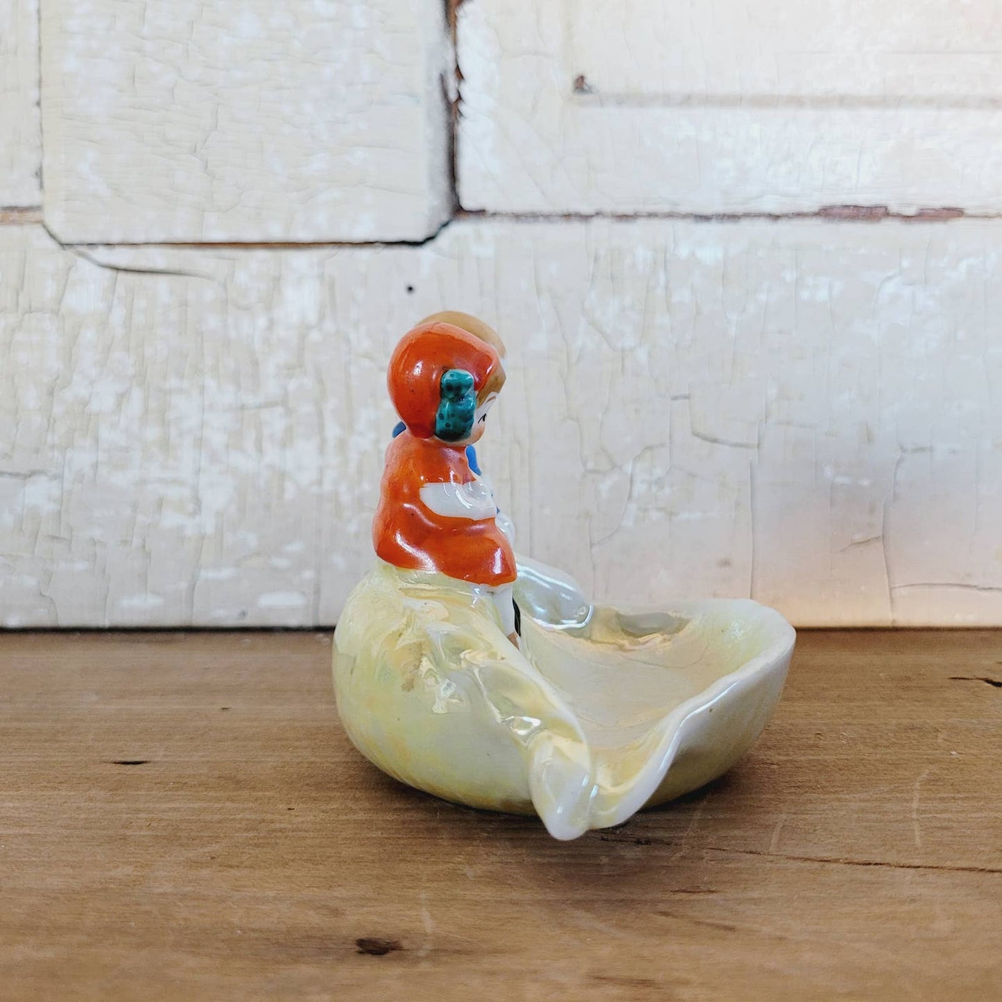 Vintage Japan Lusterware Couple Seashell Ashtray