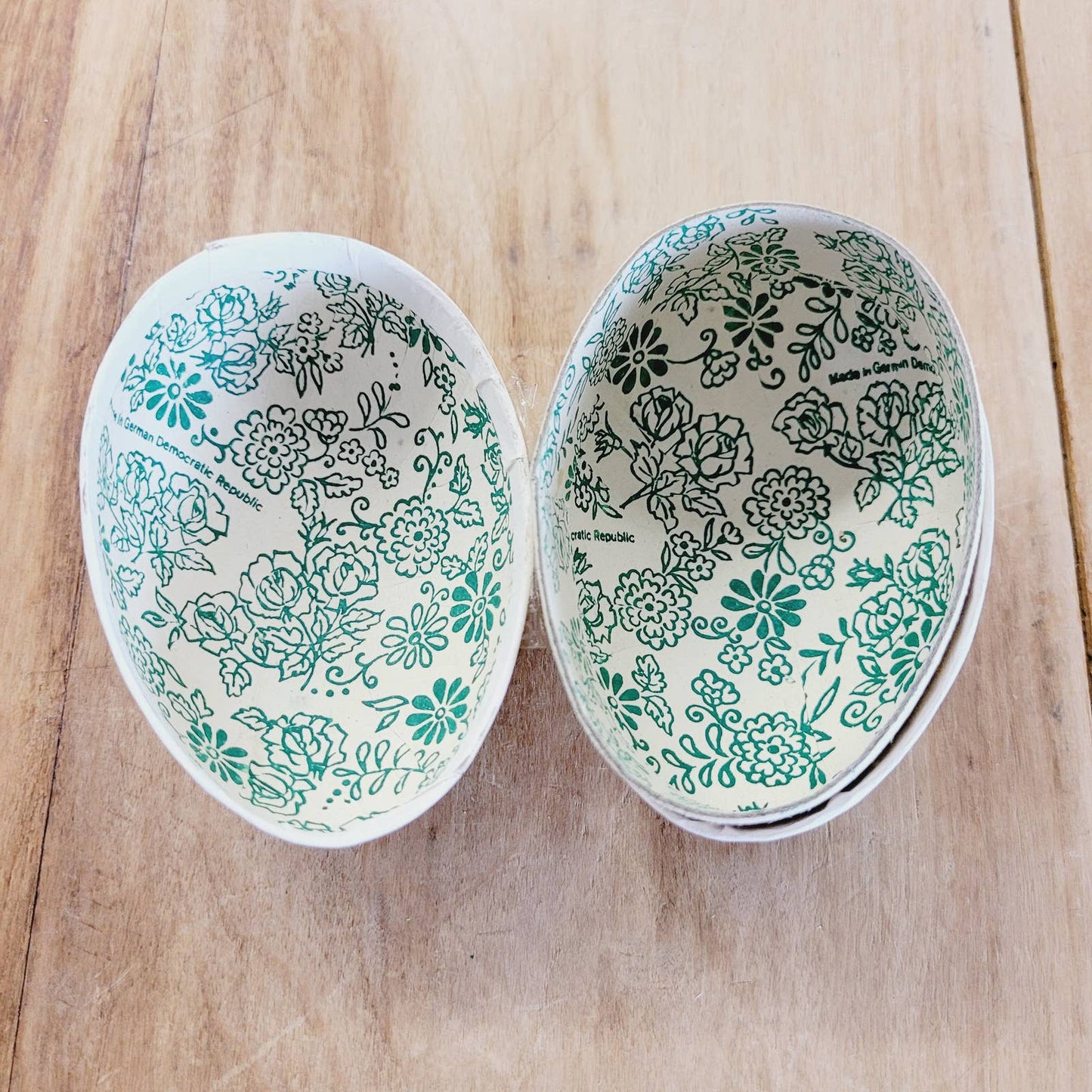 Vintage 3 1/4" Paper Mache Egg German Democratic Republic