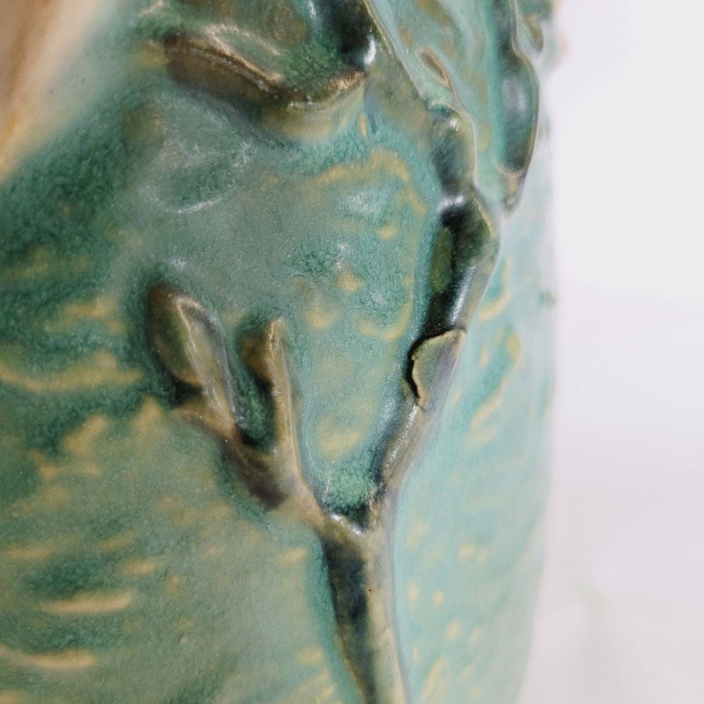 Roseville Magnolia 96-12 Vase