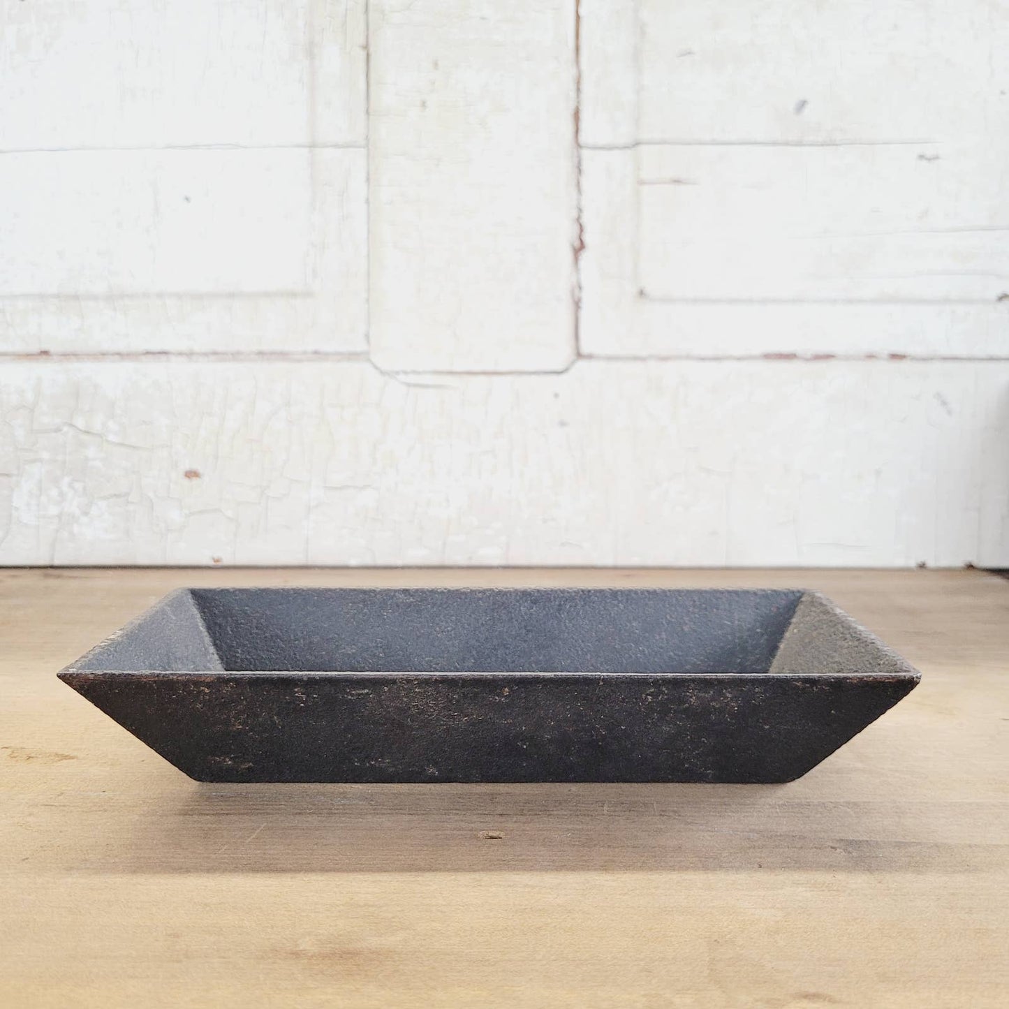 ANTIQUE CAST IRON SALESMAN SAMPLE FEED TROUGH BAUSMAN #2