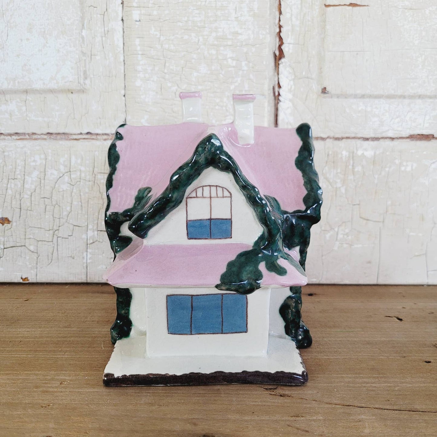 Vintage Kay Finch House Bank