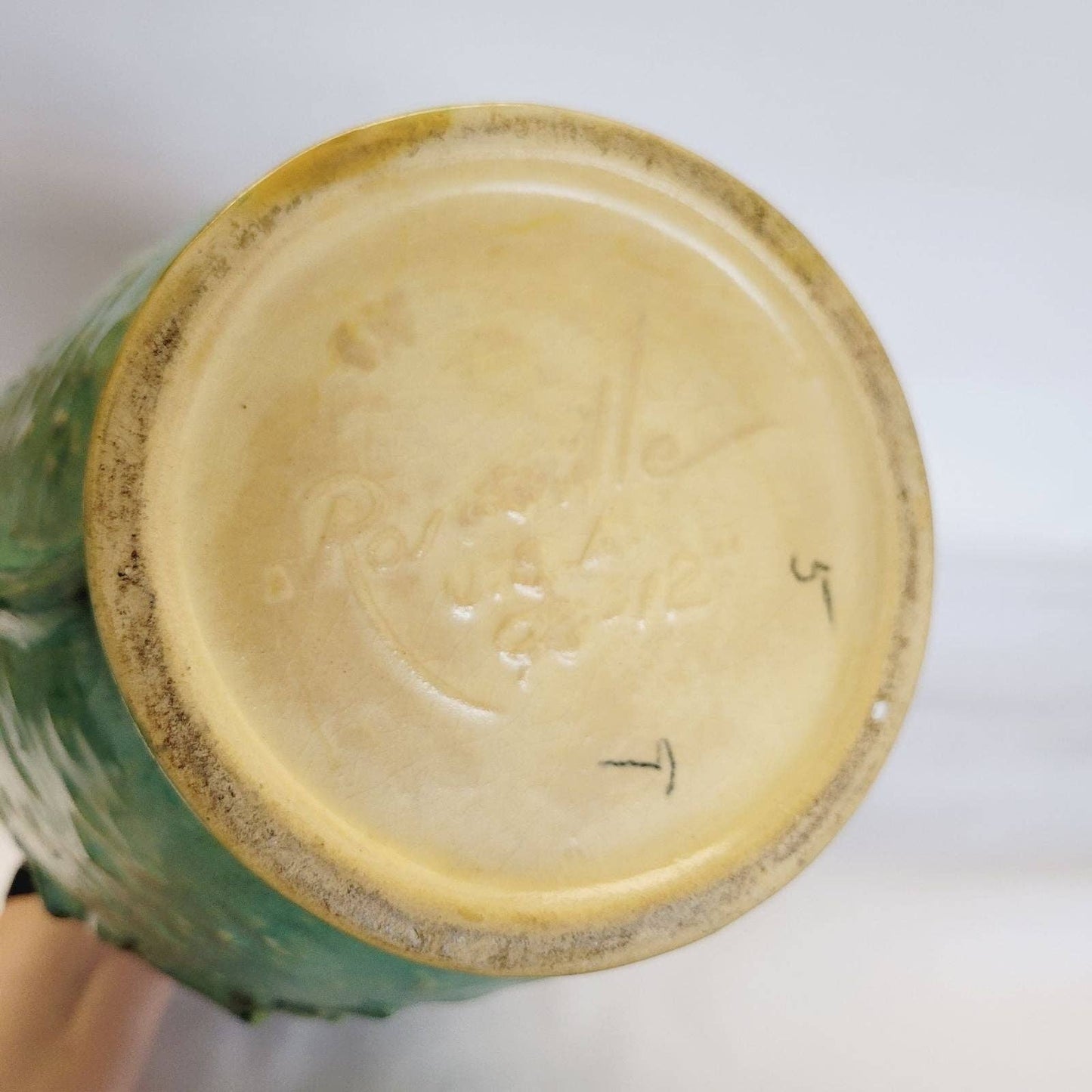 Roseville Magnolia 96-12 Vase