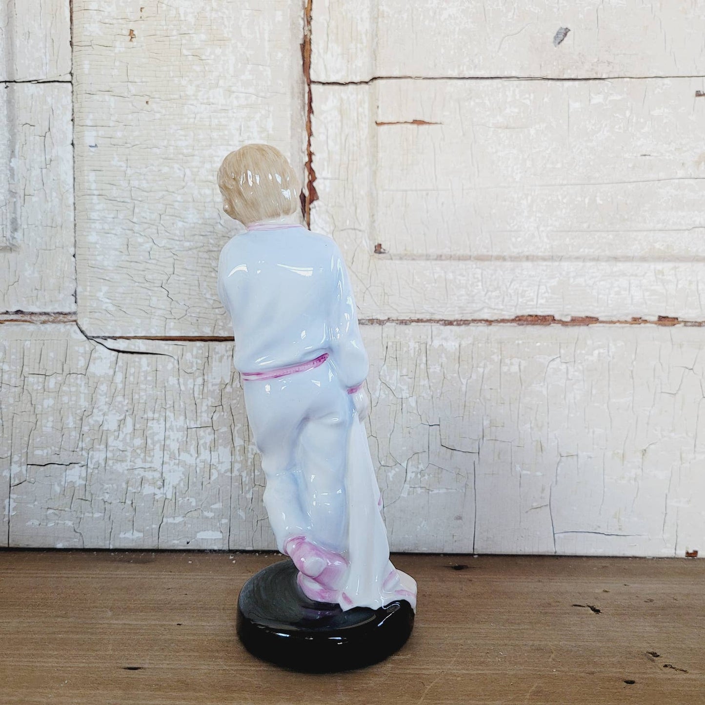 Vintage Royal Doulton England Porcelain Figurine “Sleepy Darling” HN2953