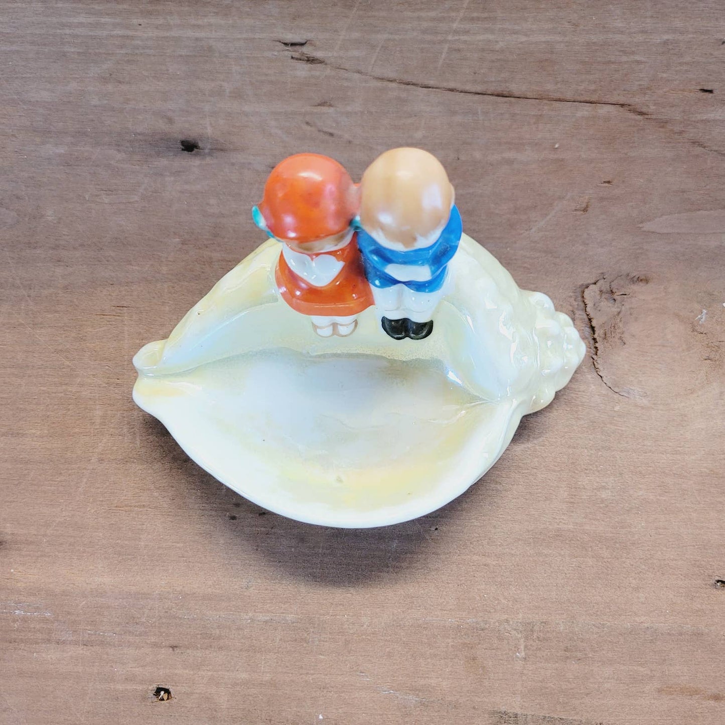 Vintage Japan Lusterware Couple Seashell Ashtray
