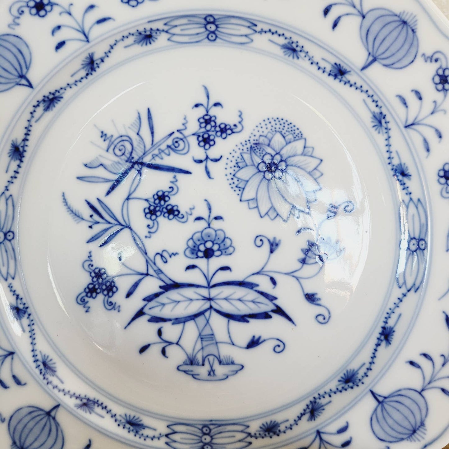 Antique Meissen Blue Onion 10" Plate Crossed Swords Marks