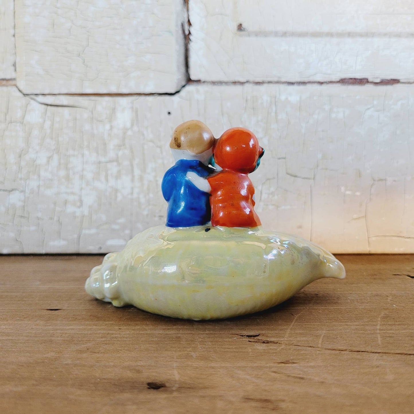 Vintage Japan Lusterware Couple Seashell Ashtray