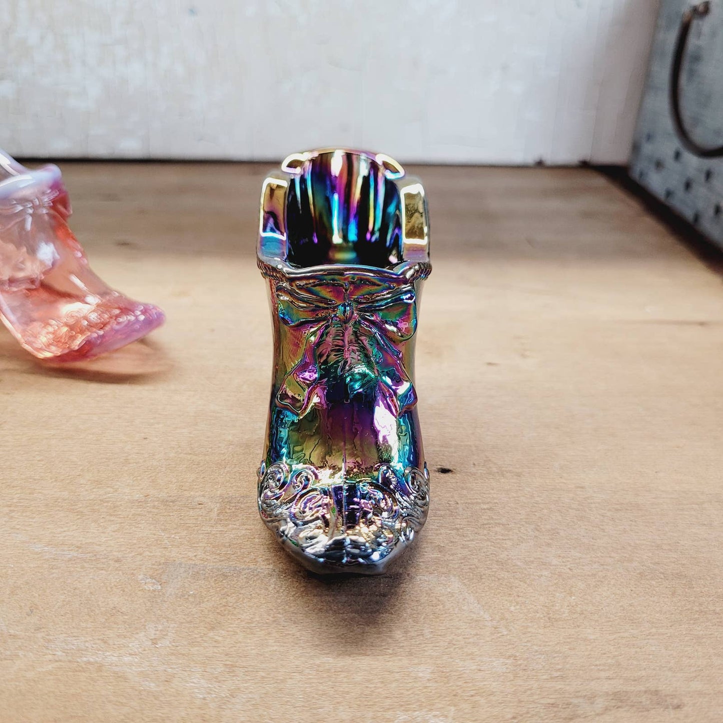 Mosser Glass Scroll Slipper with Bow-Retired See Description