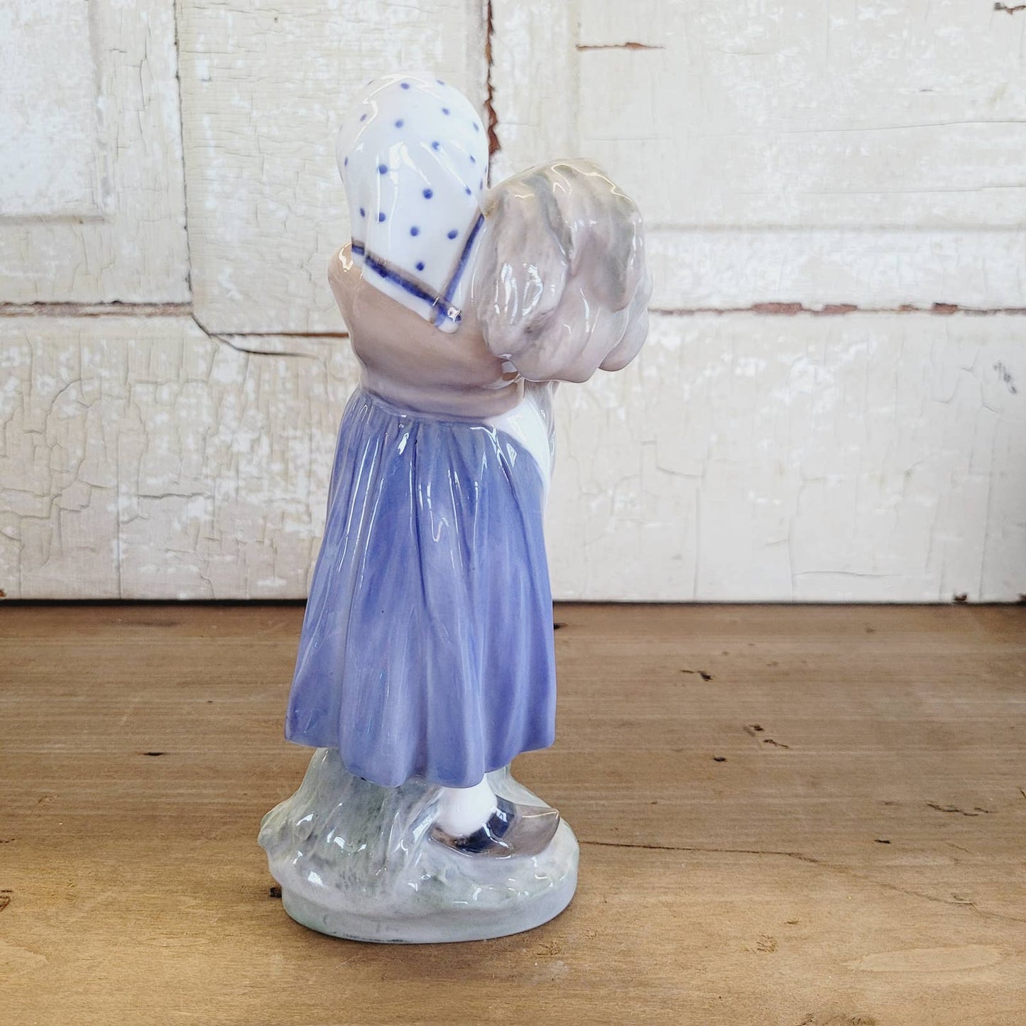 Royal Copenhagen Figurine Girl with Sheaf of Wheat #908