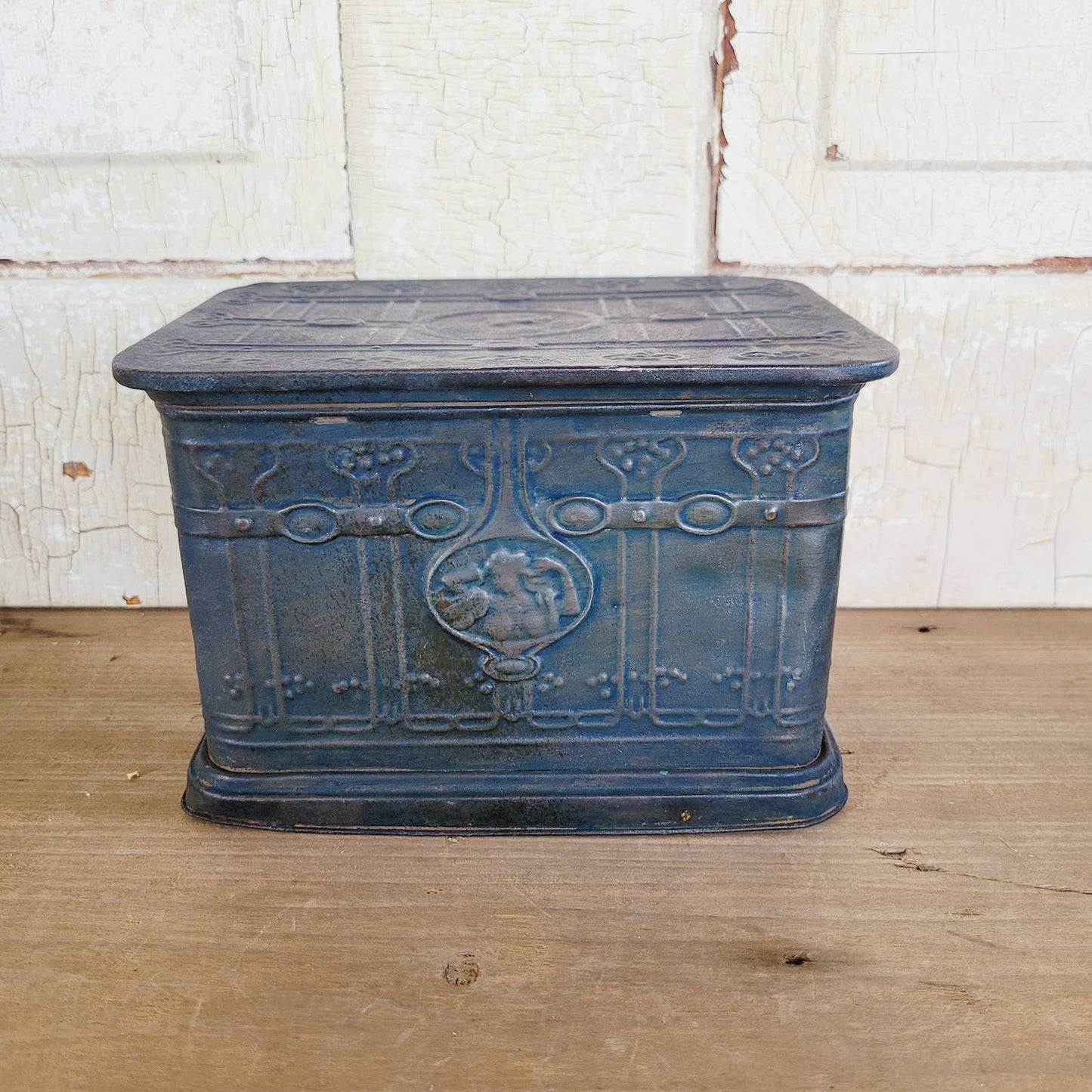 Vintage United States Tobacco Co Humidor Tin