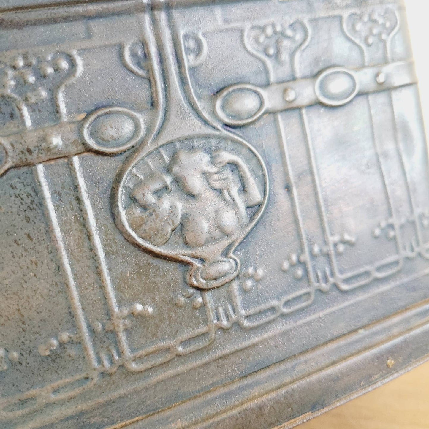 Vintage United States Tobacco Co Humidor Tin