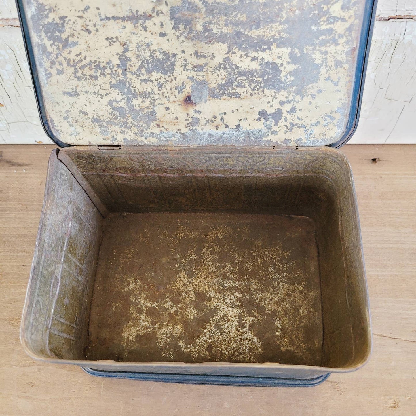 Vintage United States Tobacco Co Humidor Tin