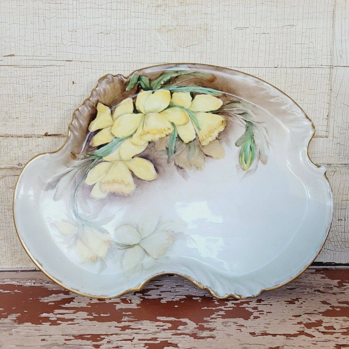 Limoges Hand Painted Vanity Dresser Plate Tray France WG & CT Daffodil.