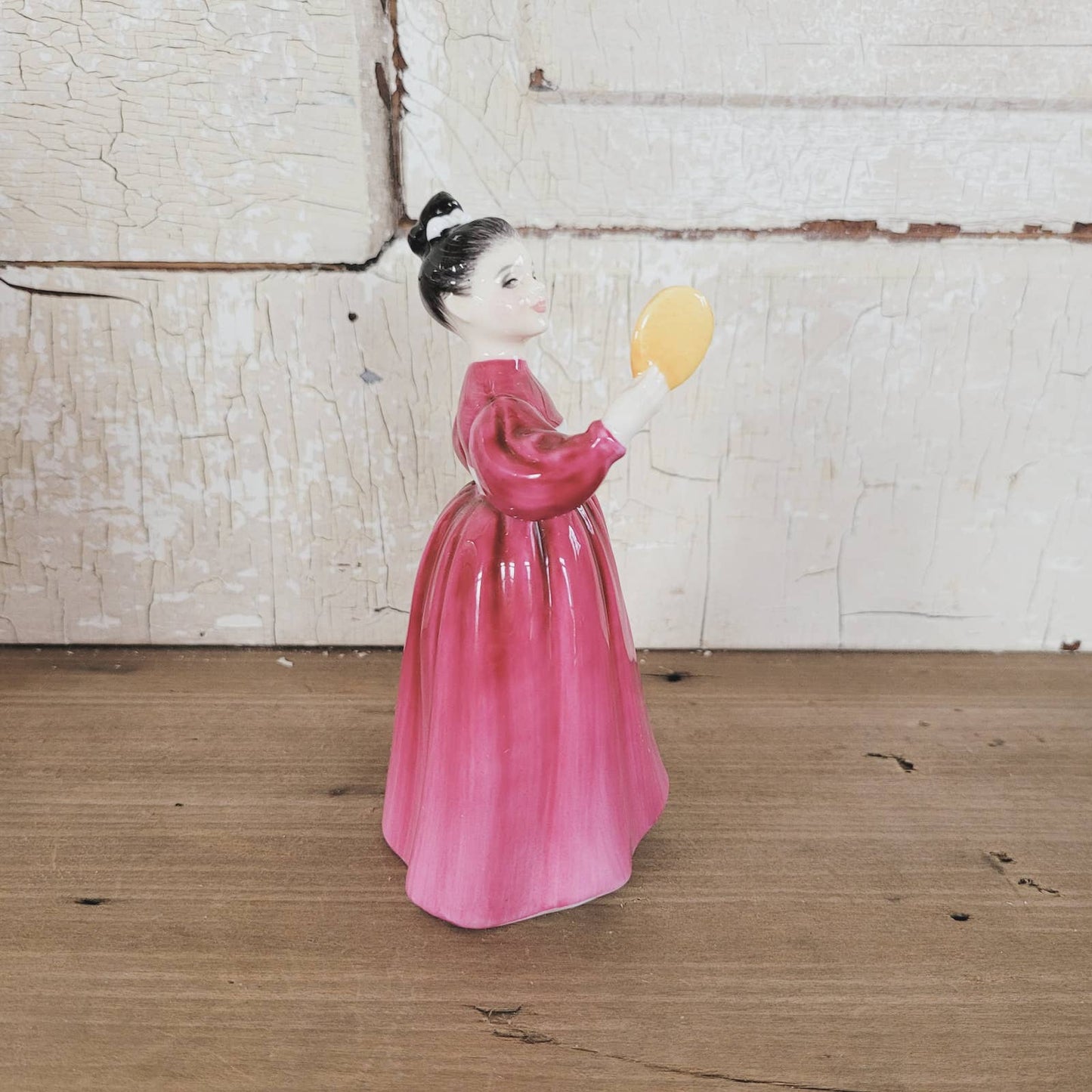 Vintage Royal Doulton England Porcelain Figurine “Vanity” HN2475