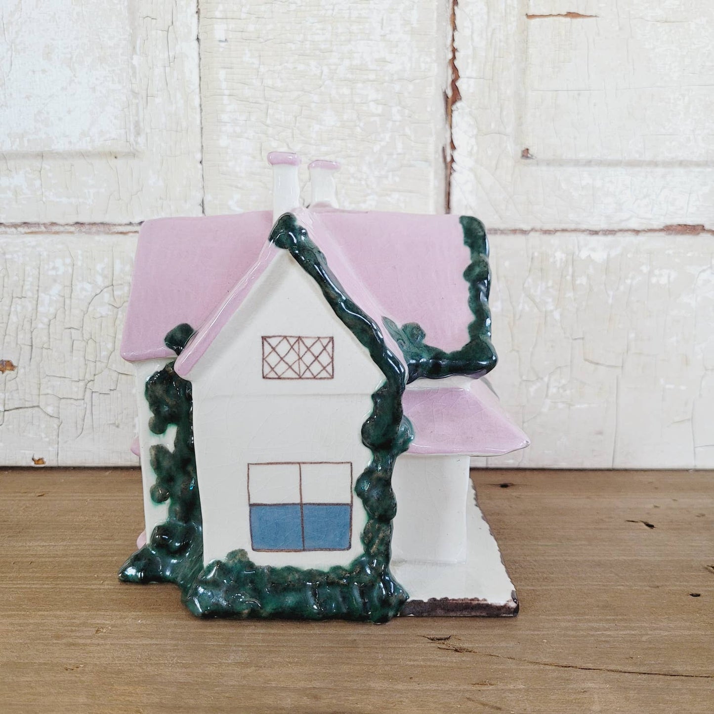 Vintage Kay Finch House Bank