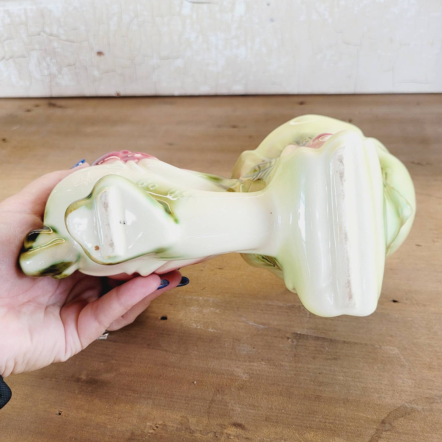 Vintage Hull Cockatoo Planter