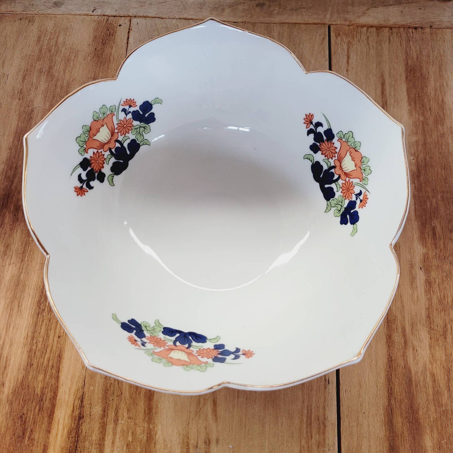 Beautiful Vintage Painted Porcelain Lotus Bowl.
