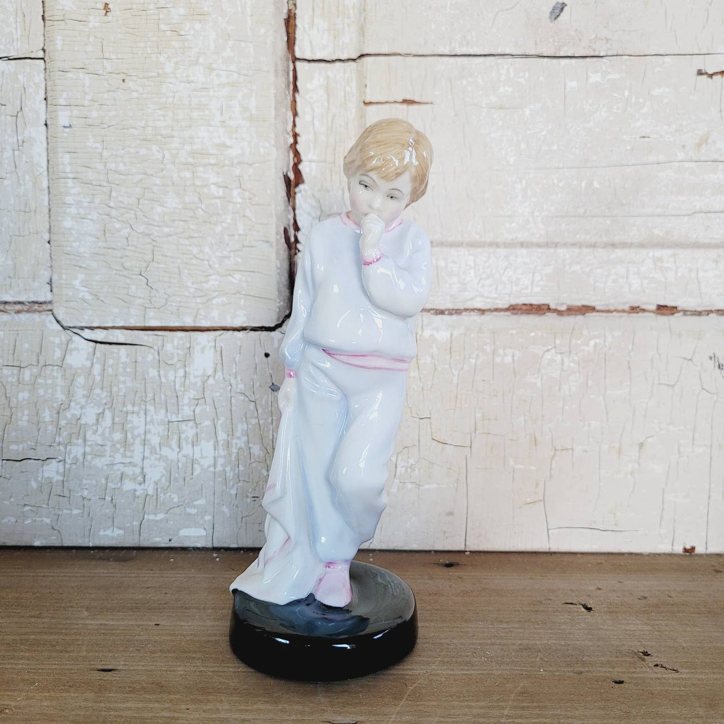 Vintage Royal Doulton England Porcelain Figurine “Sleepy Darling” HN2953