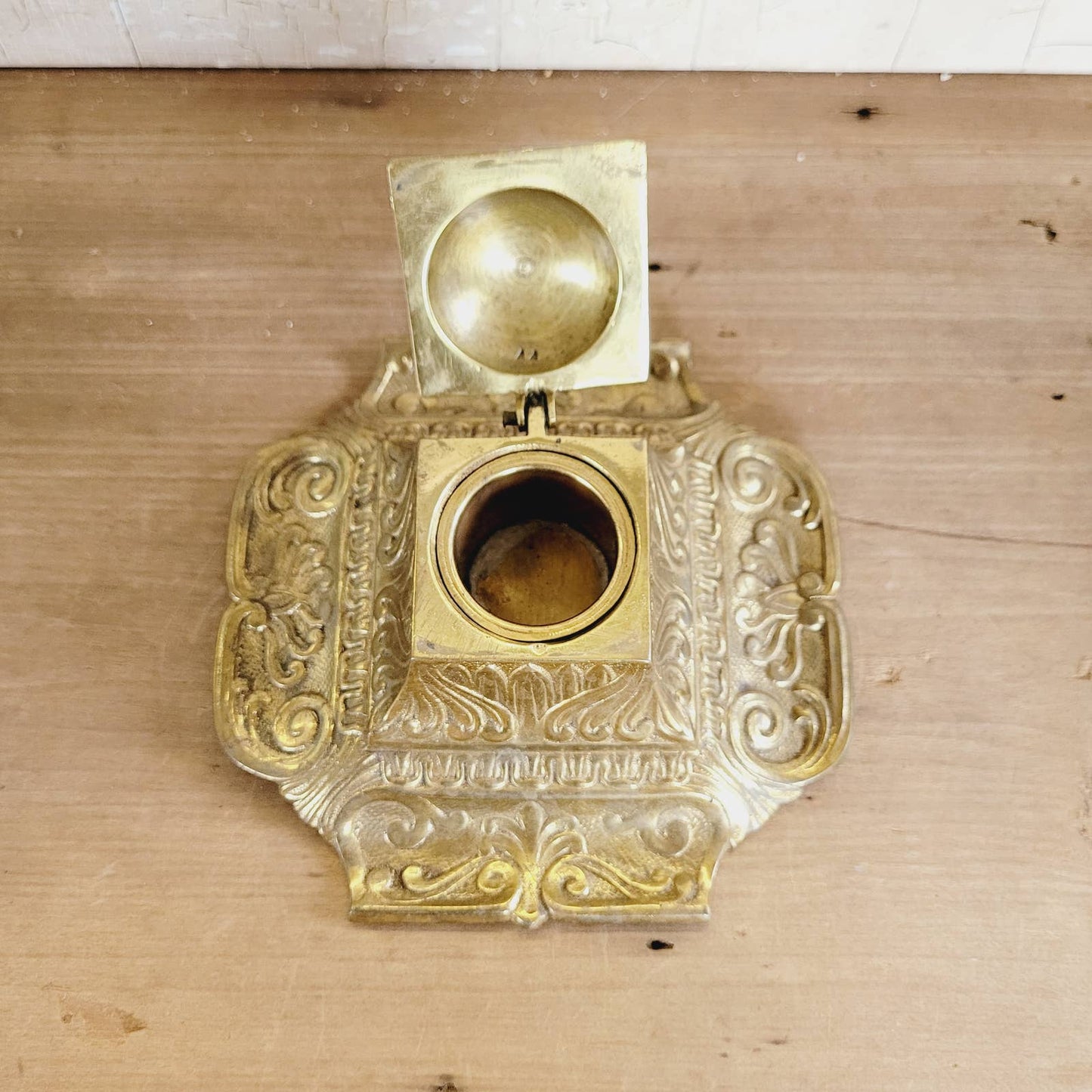 Vintage Depose No 3 Brass Inkwell