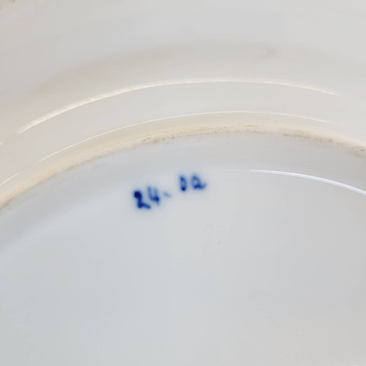 Antique Meissen Blue Onion 10" Plate Crossed Swords Marks