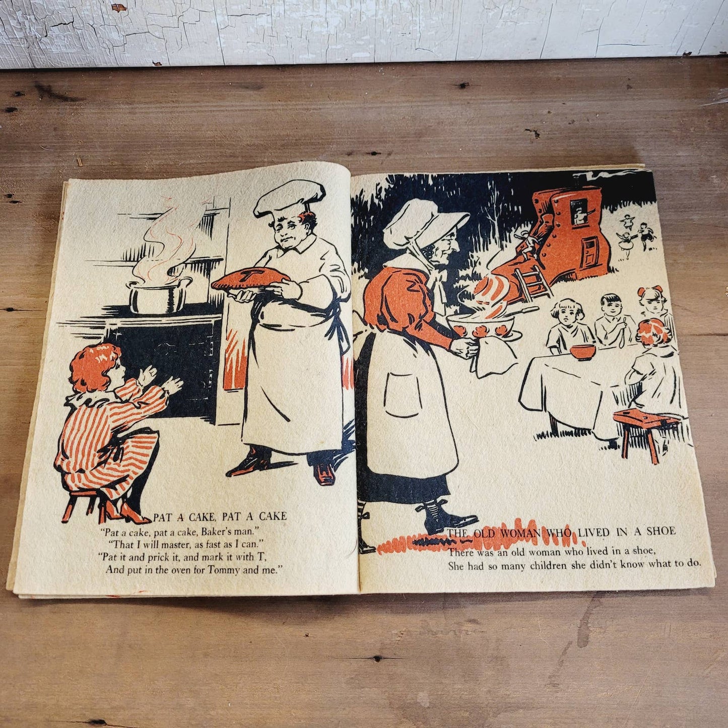 1927 Mother Goose Nursery Rhymes Felt Book