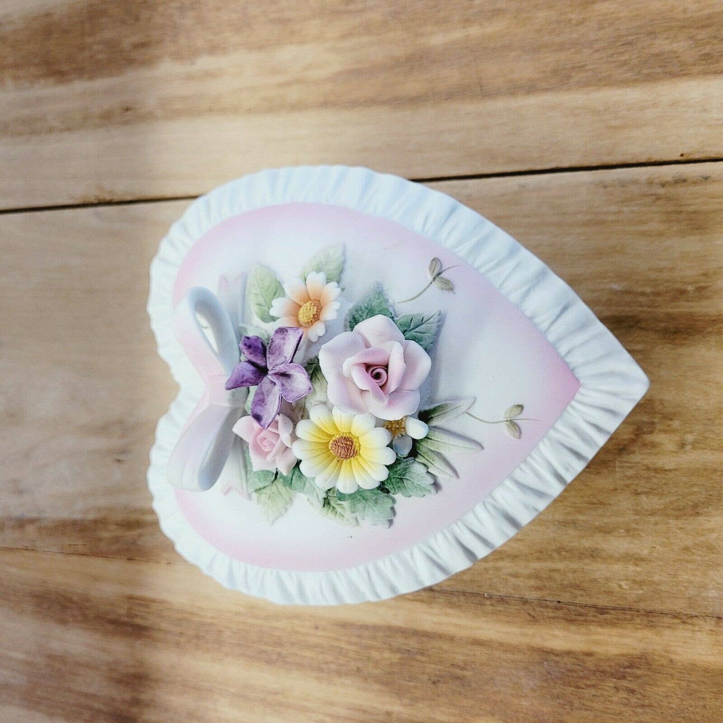Lefton 3788 Pink Heart Shaped Trinket Flowers Valentine Candy Box Dish Japan.