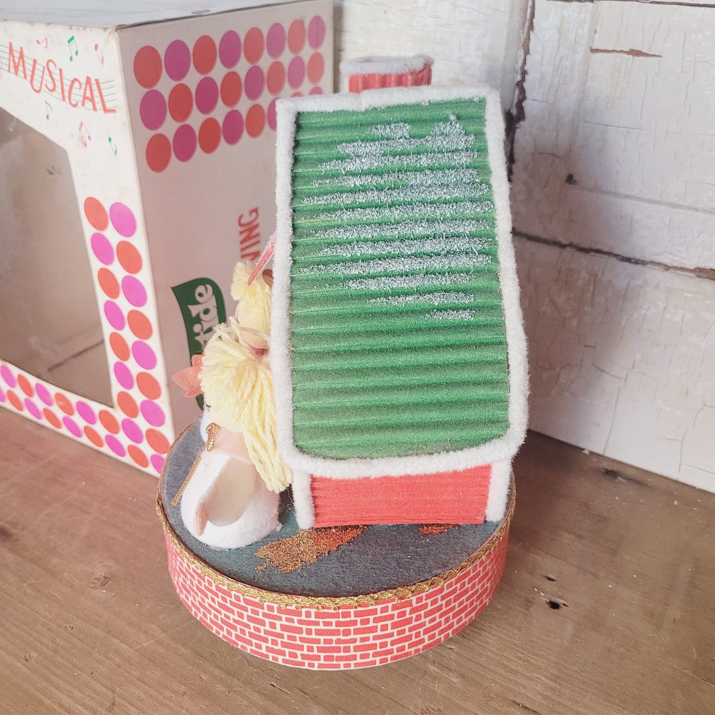 Vintage Yuletide Revolving Musical Christmas Toy Plays Jingle Bells Japan