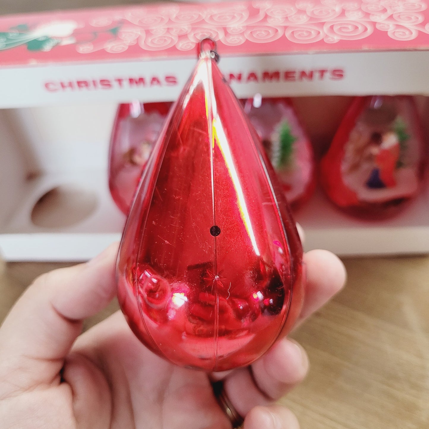 Vintage Jewel Brite Diorama Christmas Ornaments Red Teardrop Set of 4 with Box