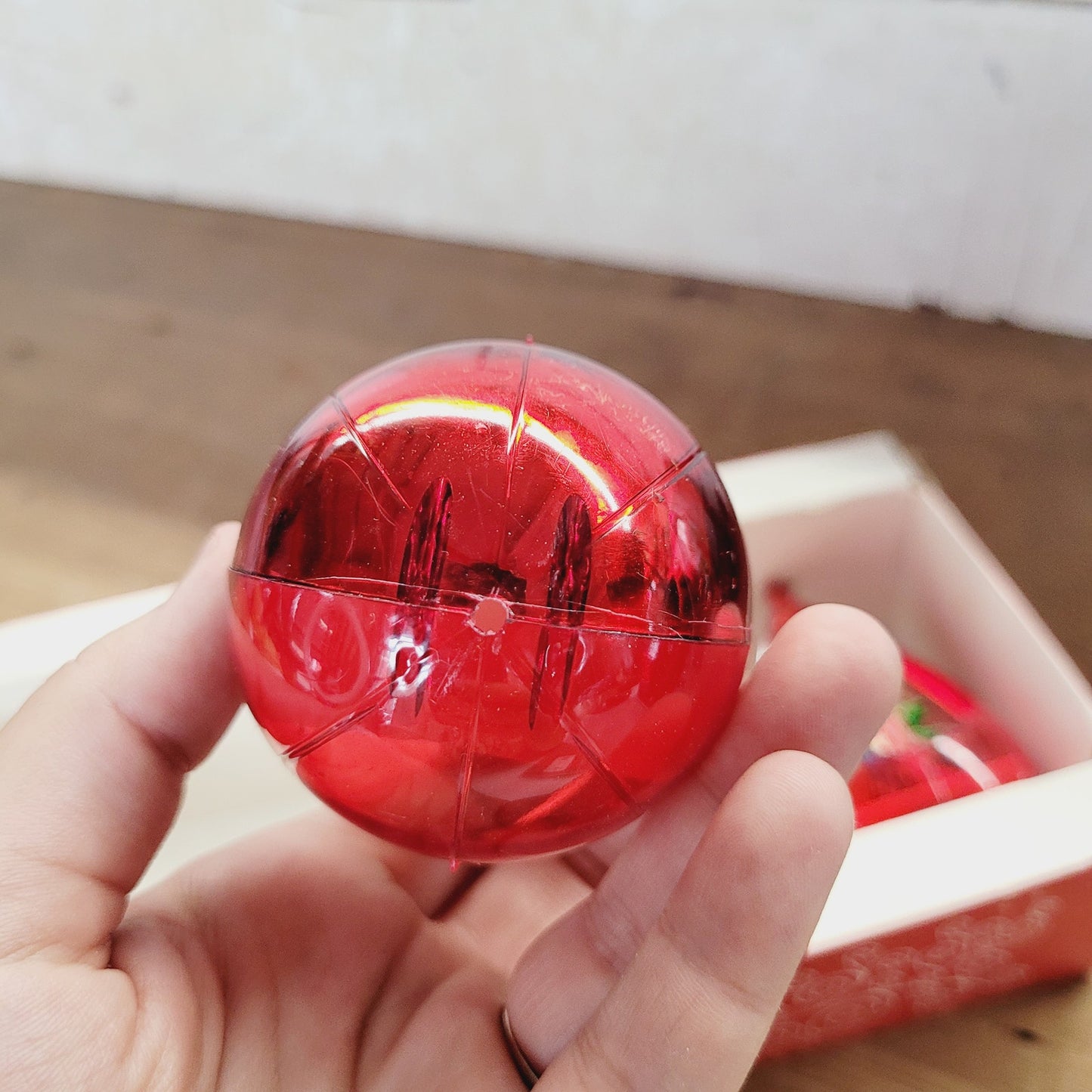 Vintage Jewel Brite Diorama Christmas Ornaments Red Teardrop Set of 4 with Box