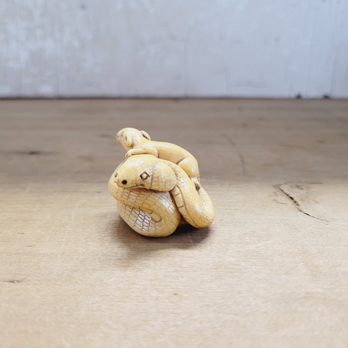 Antique Japanese Netsuke Rat & Snake Signed Figural Carving –  1 3/8"