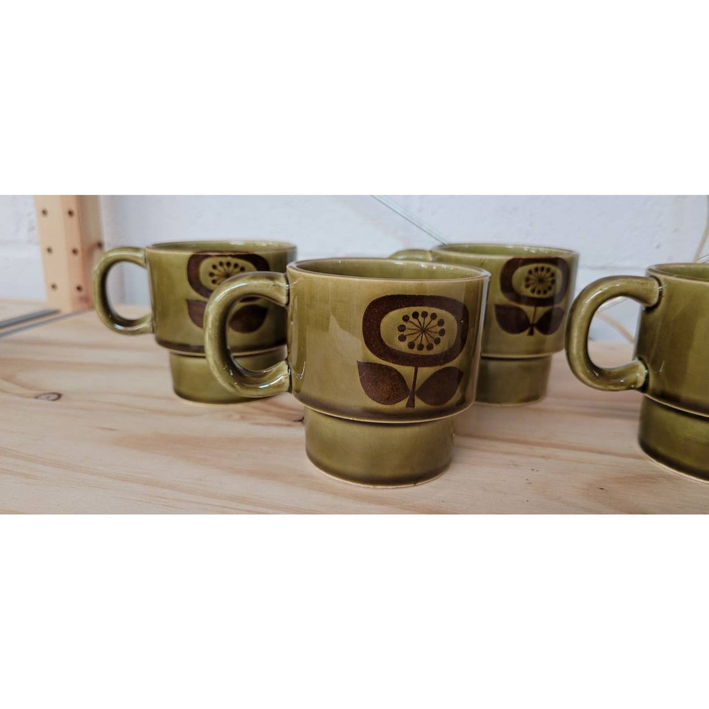 Set of 4 Vintage Mod Green Mugs
