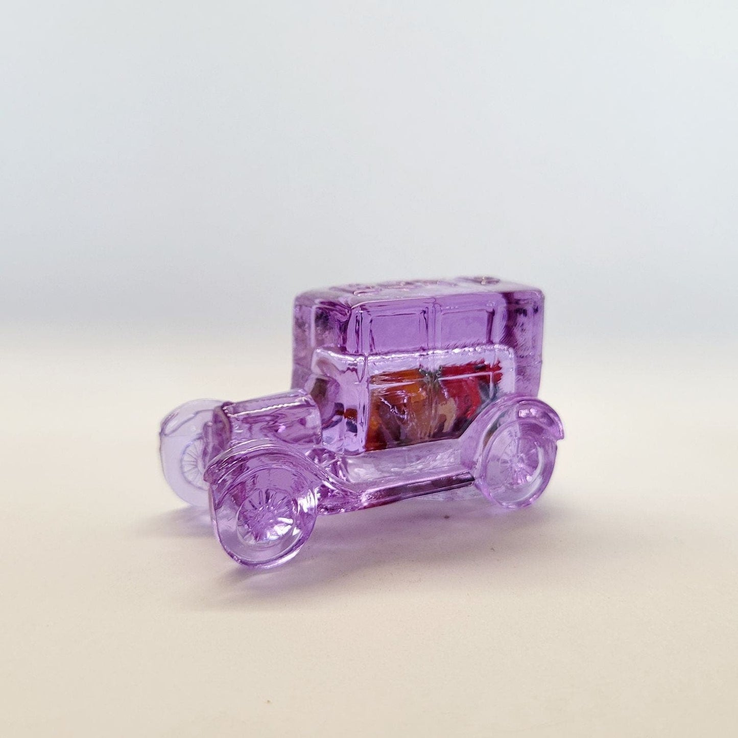 Boyd Glass Taxi Car Lilac with Candy