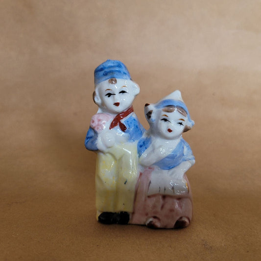 Vintage Dutch Couple Figurine Japan