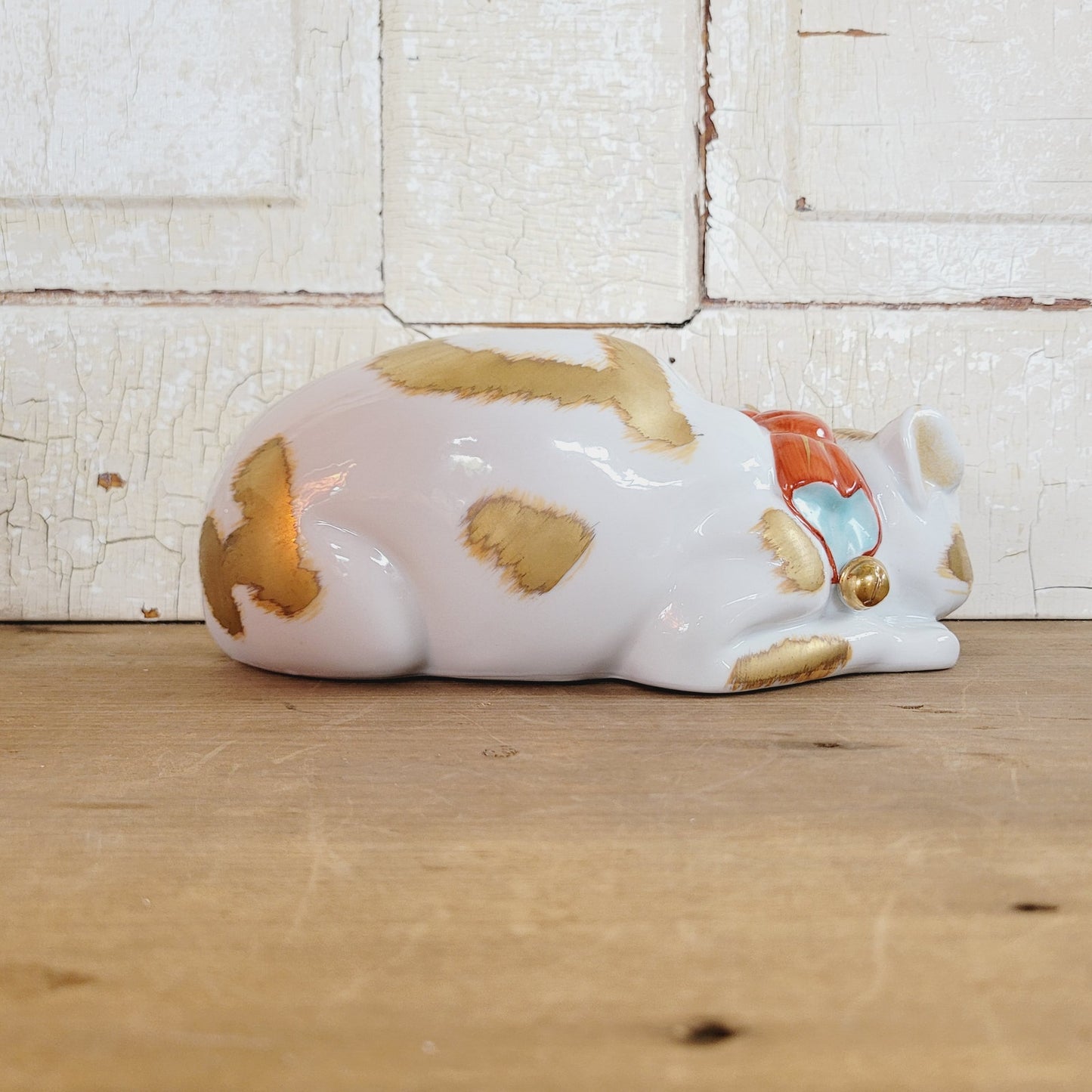 Vintage Japanese Kutani Sleeping Cat