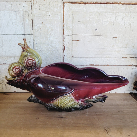 Vintage Hull Ebbtide Snail Console Planter E-12