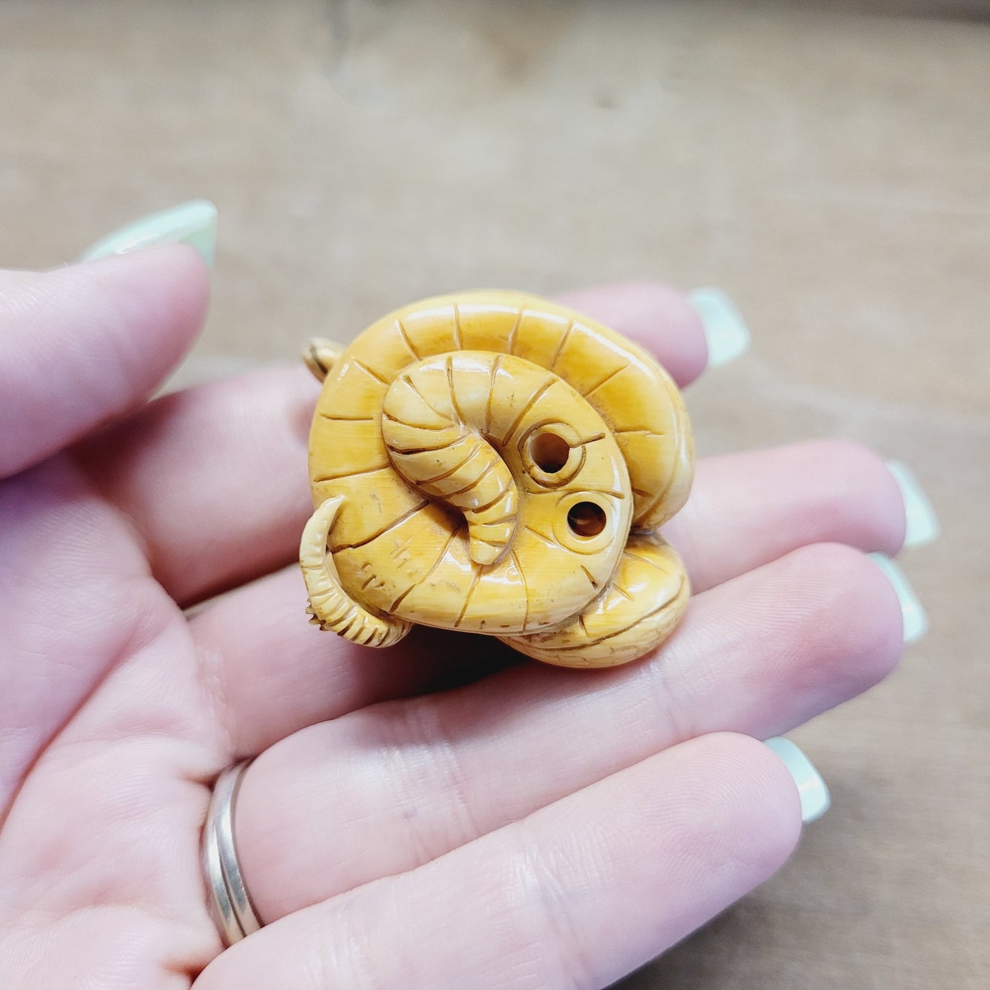 Antique Japanese Netsuke Rat & Snake Signed Figural Carving –  1 3/8"